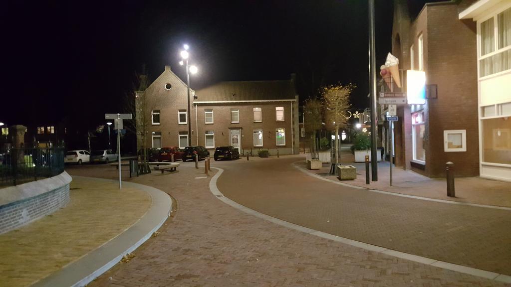 Hotel De Beukelaer Roggel Kültér fotó